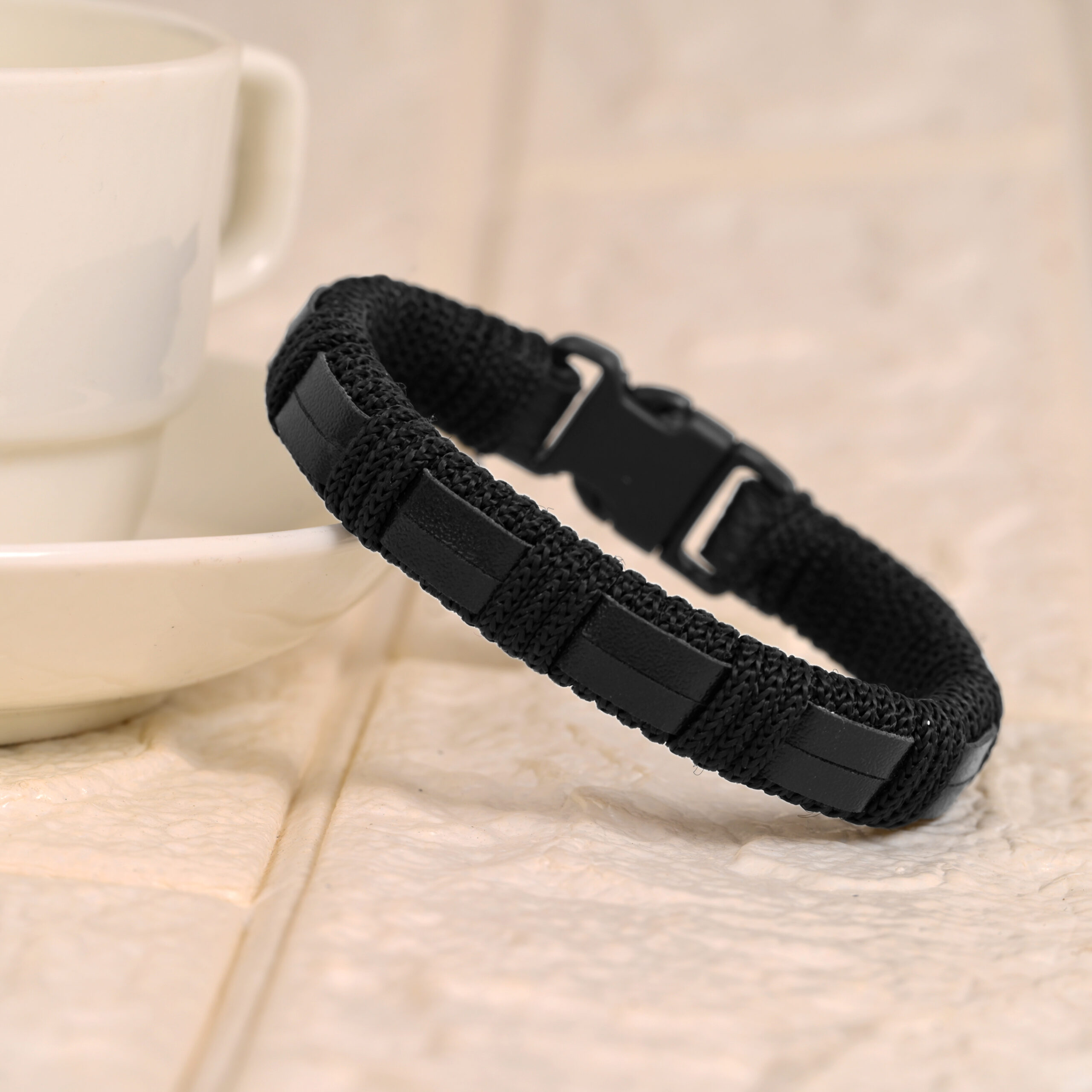 KAPCHA Versatile Stylish Men's Mesh Chain Strap Watch with Gift Bracelet Round Dial Shape, Quartz Movement - Image 7