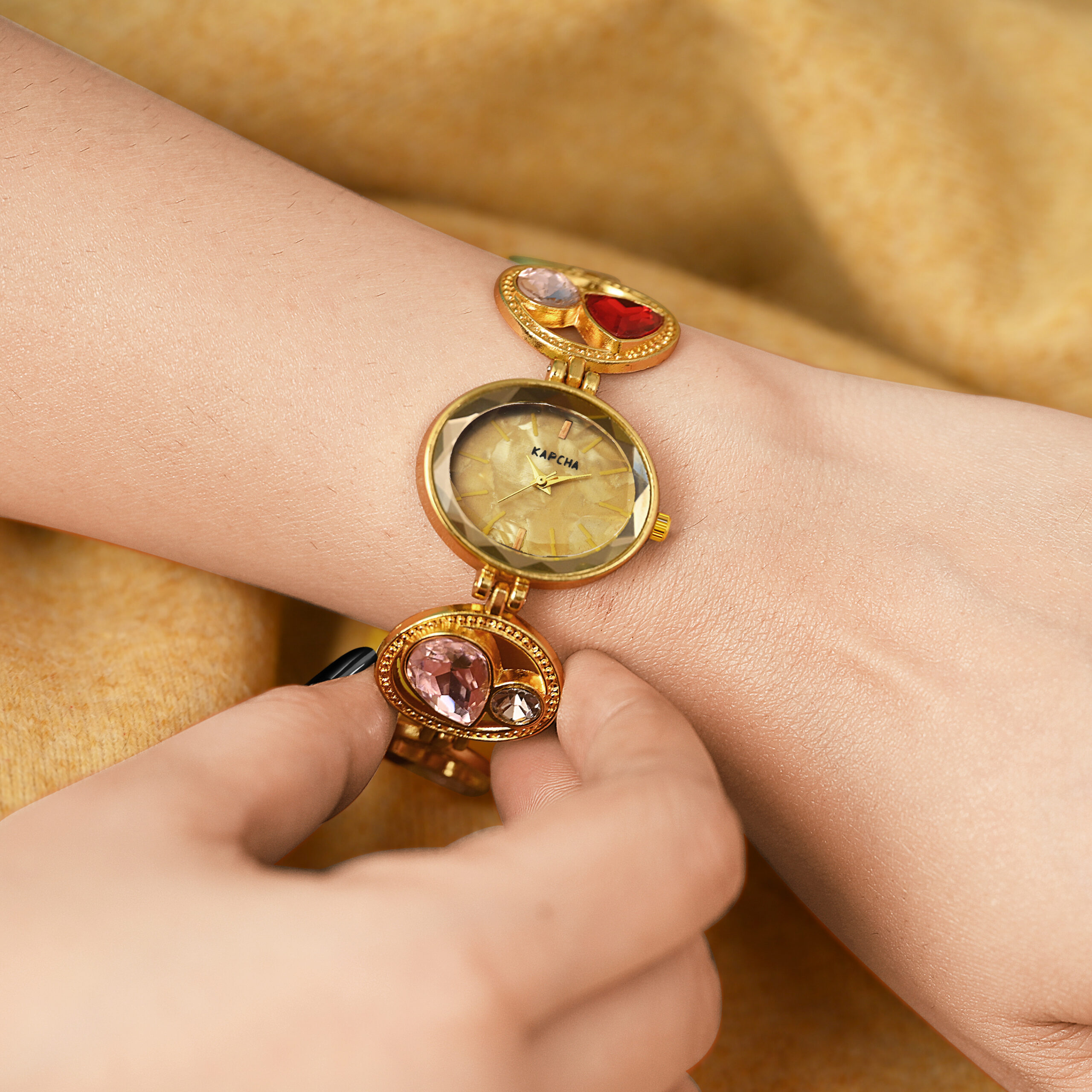 KAPCHA Glamorous Women's Watch Bracelet Combo Set Sparkling Ladies Watch, Golden Dial, Jewelled Mesh Chain Band, Water Resistant - Image 5