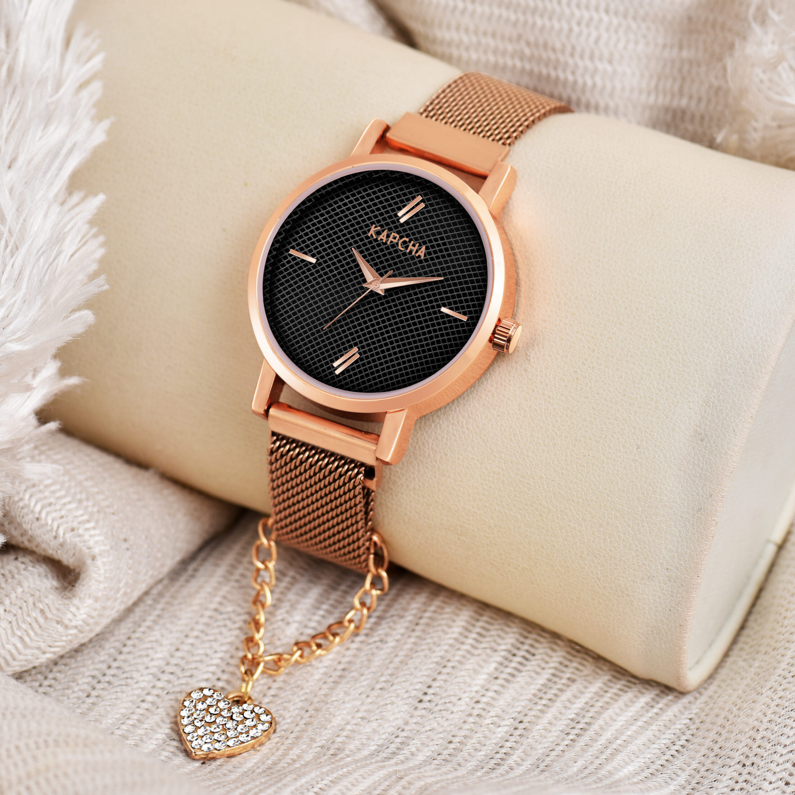 KAPCHA Modern Women's Wrist Watch Combo Quartz Movement, Round Dial, Fashion Accessory for Both Casual and Formal Wear