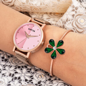 KAPCHA Festive Women's Watch Gift Pack Versatile Stylish Chain Strap Watch with Bracelet Ideal for Both Casual and Formal Wear
