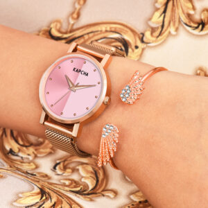 KAPCHA Festive Women's Watch Gift Pack Versatile Stylish Chain Strap Watch with Bracelet Ideal for Both Casual and Formal Wear